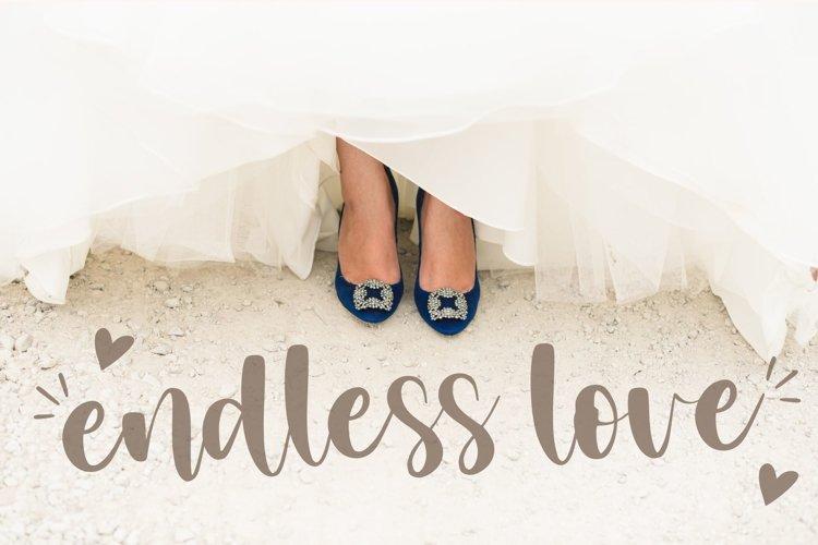 Mistikus Cinta Handwritten Font 3