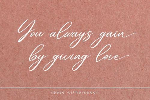 Andasia Script Font 4