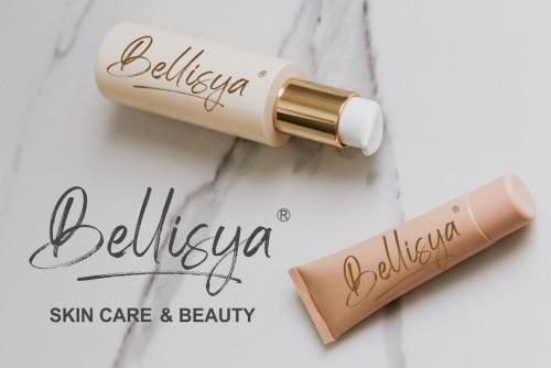 Blingstone Brush Font 2