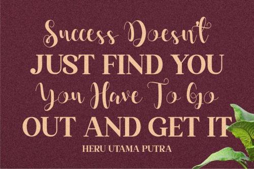 Dahllia Claire Calligraphy Font 12