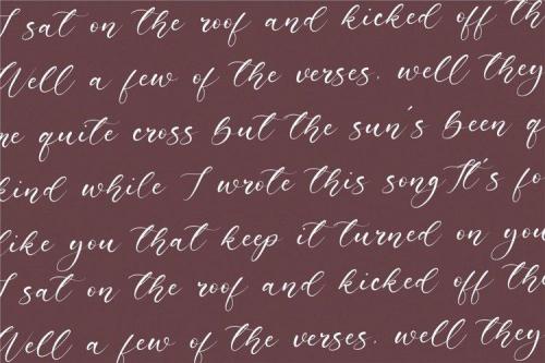 Exotic Necklace Handdrawn Font 5