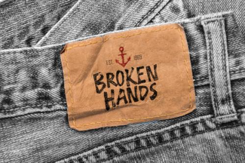 Ghost Walker Brush Font 4