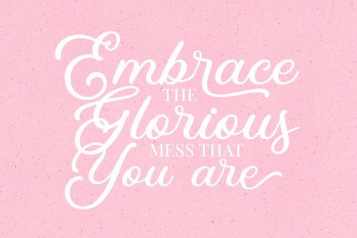 Kaluna Calligraphy Font 2