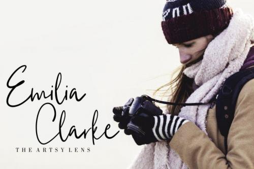 Marttiny Script Font 4