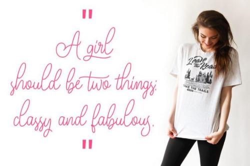 Meghatone Handwritten Font 9