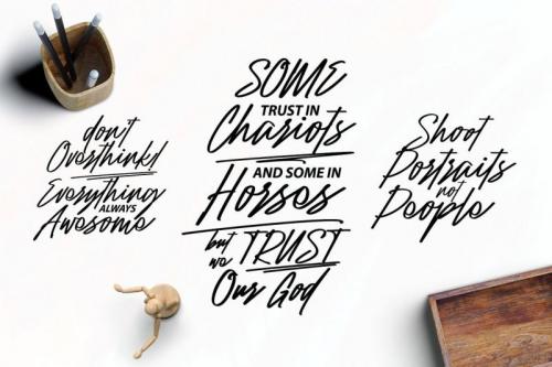 Raidden Script Font Family 1