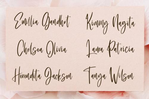 Saturday Lovers Script Font 6