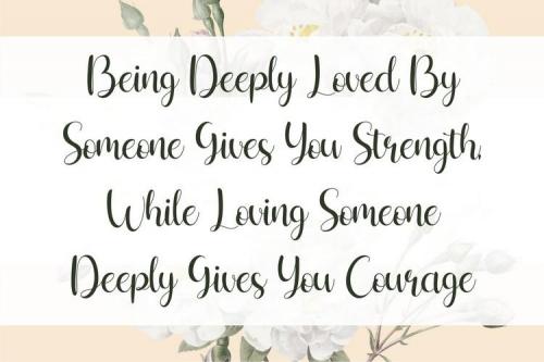 Shelly Calligraphy Font 12