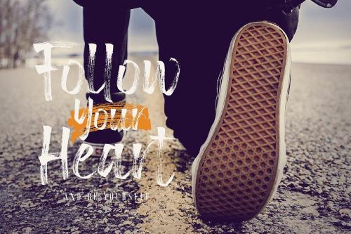 Sophiet Brush Font 2