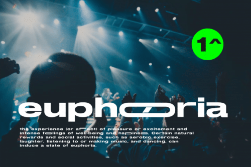 Stretch Pro Futuristic Typeface 7