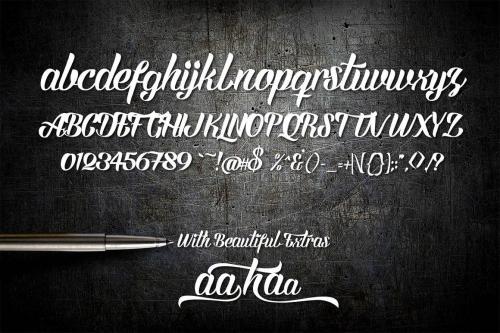 Thunder Script Font 2