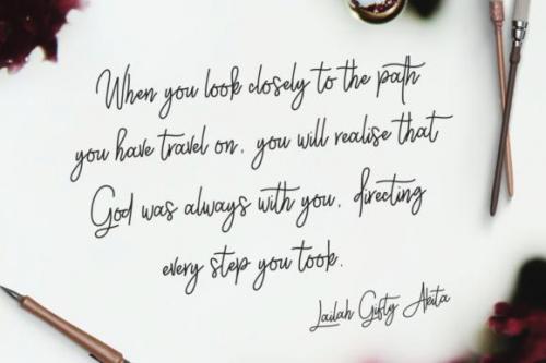 Westey Signature Font 1