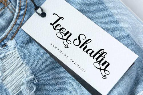 Whetiya Calligraphy Font 11