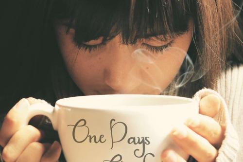 Plaza Avenue Handwriting Font 9