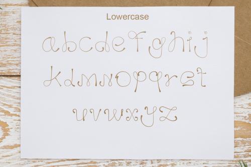 Agis-Font-6
