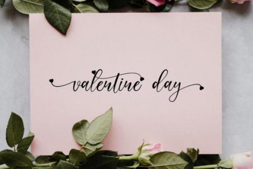 Lisalovely-Calligraphy-Font-9