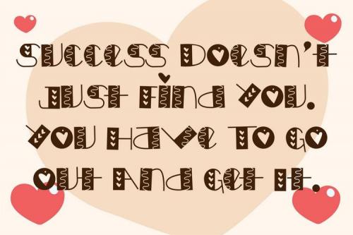 Love-Doly-Font-4