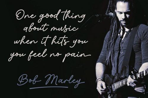 Blues-Malone-Monoline-Signature-Font-9