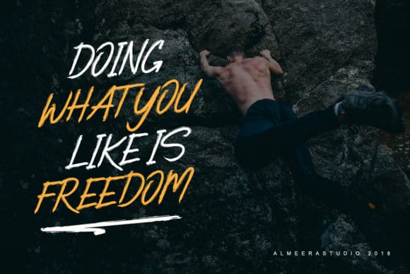 Blackbeard Brush Font