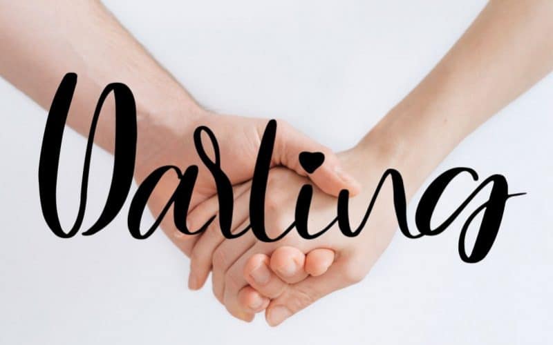 Darling Calligraphy Font