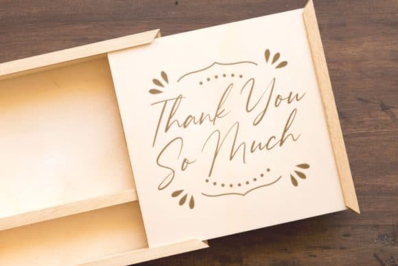 Gardenisa Script Font