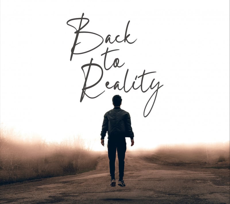 Queens Beach Handwritten Font