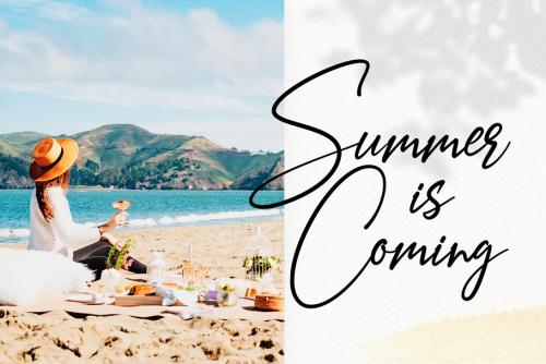 Amostely Signature Font