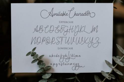 Asgard Script Font