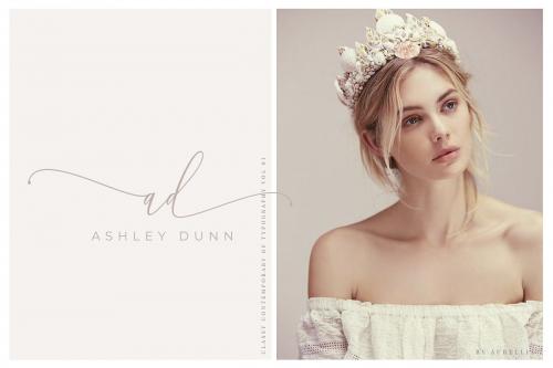 Aurellia Script Font