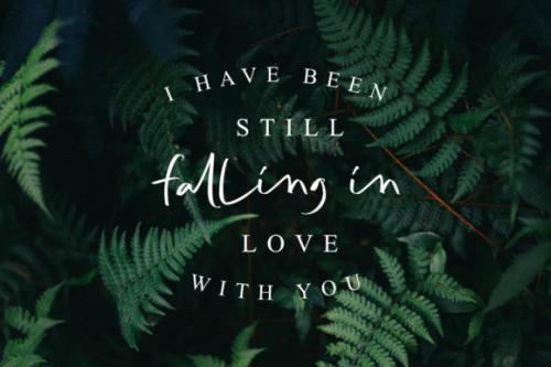 Bale Melanie Script Font