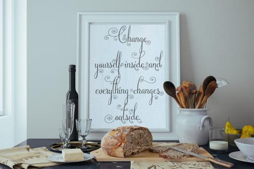 Beautiful Friends Script Font