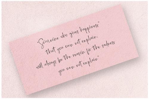 Belleson Luxury Script Font