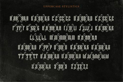 Black Cameo Blackletter Font