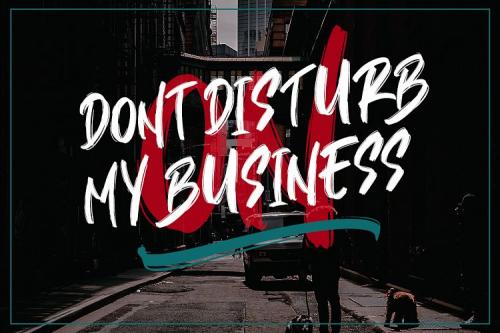 Blackball Brush Font