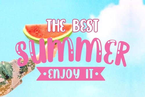 Brighly Crush Display Font