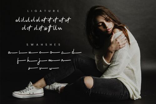 Bulgatti Luxury Script Font