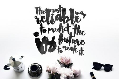 Carlitos Grunge Script Font Free