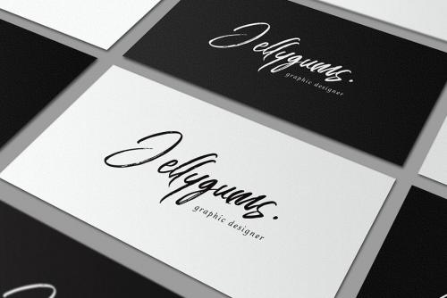 Connoisseurs Handbrush Font