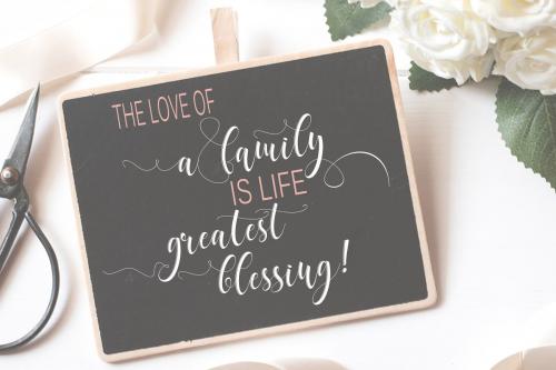 Delaney Script Font