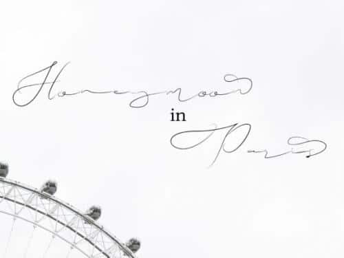 Efothyro Script Font