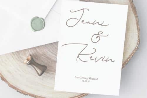 Eiffel in love Handwritten Font