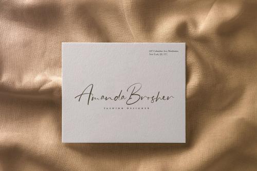 Grahamo Signature Font