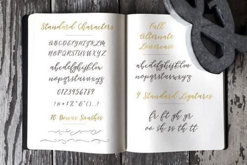 Hawthorne Script Font