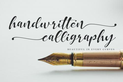 Dream of Heartland Calligraphy Font