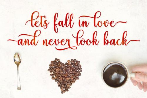 Hiyida Calligraphy Font