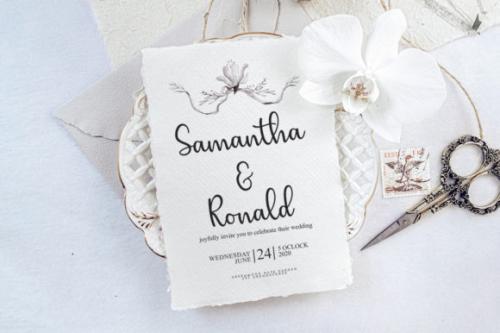 Honey Calligraphy Font