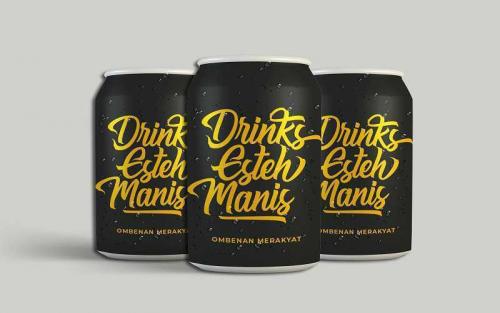 Hugtophia Script Font Free Download