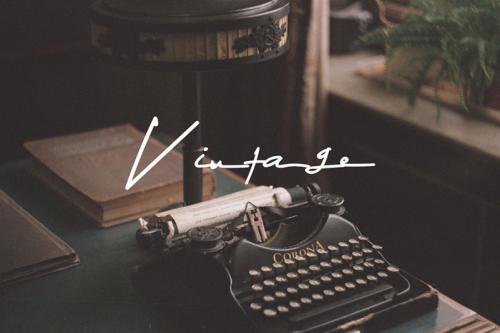 Jengkellin Signature Font