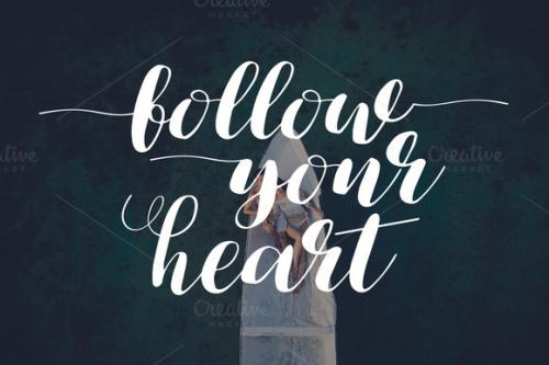Lauren Script Font