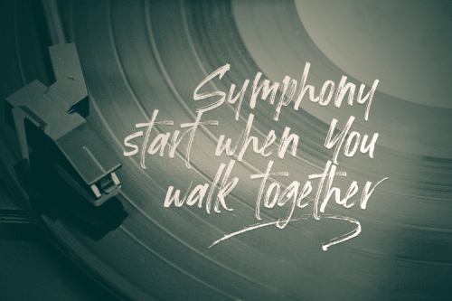 Loutters Handwritten Brush Font